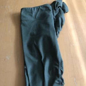 Alo yoga olive green leggings size M
